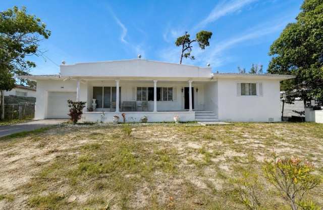 1006 GULF ROAD
