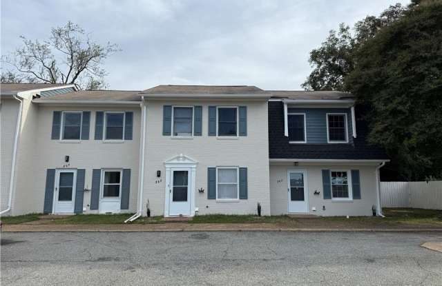 Photo of 364 Poplar Avenue