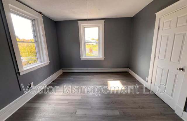 57 Whiting Street - 166 Glen-4