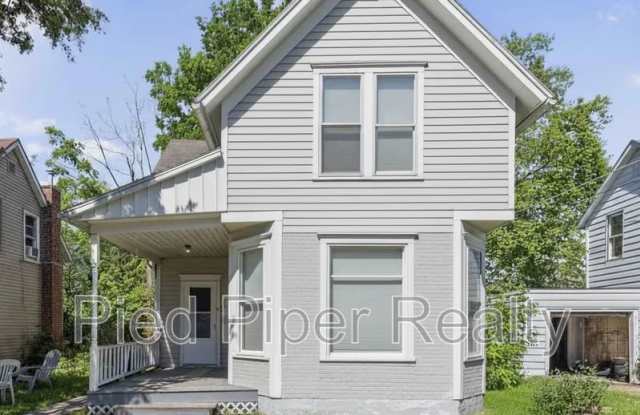 816 South James Avenue