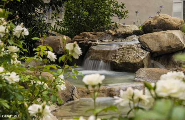 2971 Shadow Brook Lane