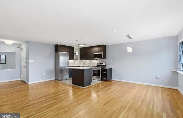 Photo of 1300 S ARLINGTON RIDGE Road unit: 618