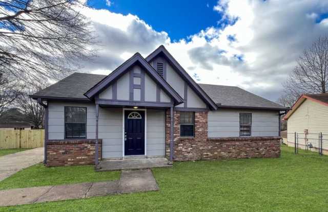 6415 Riverdale Cv