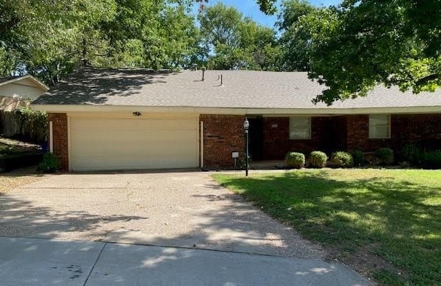 7001 S Indianapolis Avenue - 7001 South Indianapolis Avenue, Tulsa, OK 74136