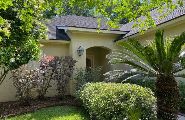 Must see 3BR/2BA home in Santa Rosa Subdivision off Staring Lane