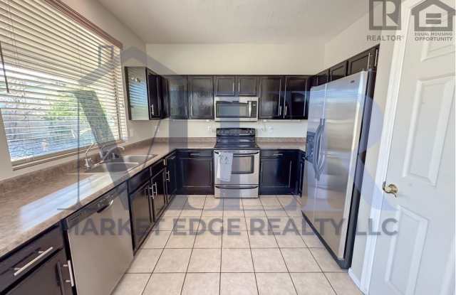 3Bed/2Bath House in Estrella Mountain Ranch -- Goodyear, AZ! Ready for Immediate Move-In!
