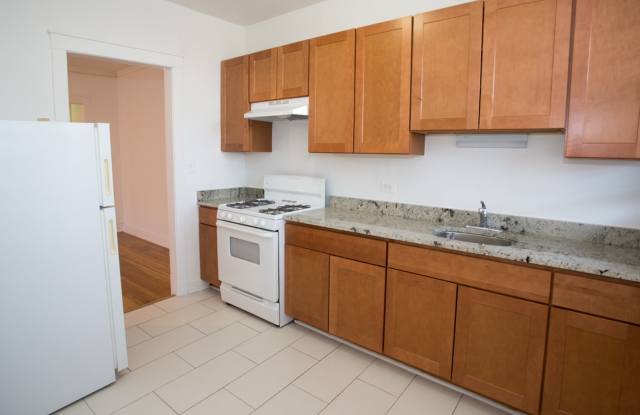 5339-5345 S. Woodlawn Avenue