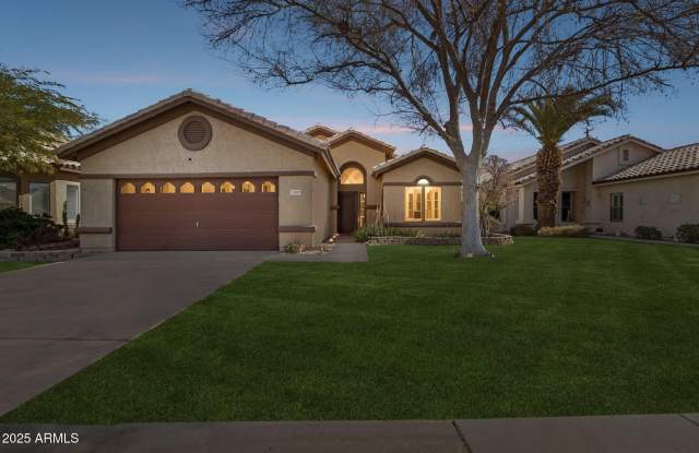 Photo of 3027 N 83RD Place