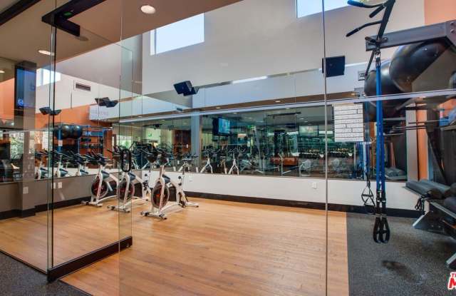 26347 W Thousand Oaks Blvd