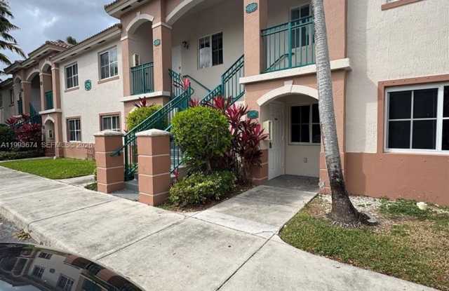 1251 SE 29th St