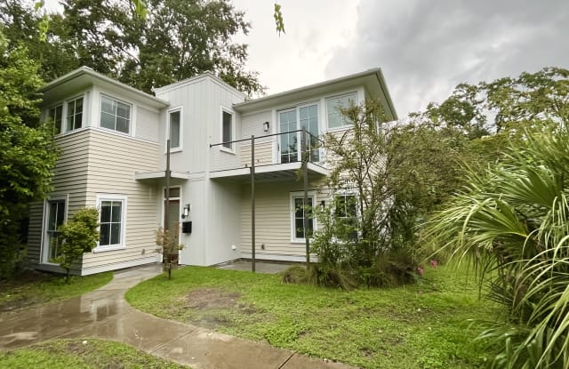 83 Magnolia Ave - 83 Magnolia Avenue, Charleston, SC 29403