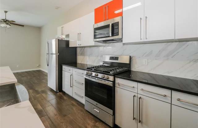 11224 Paradise In Drive