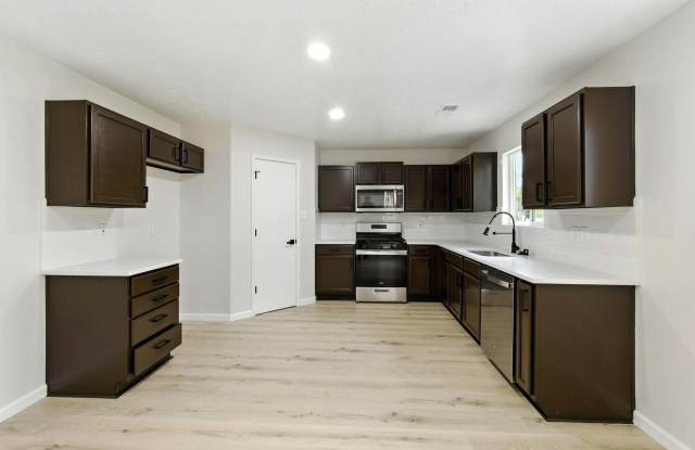 528 Talladega Street SE