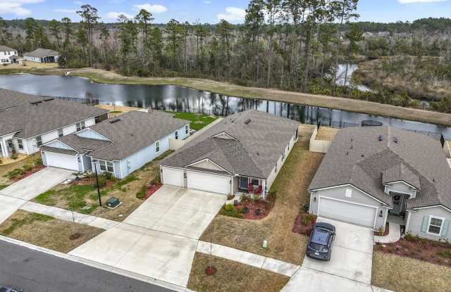 65849 EDGEWATER Drive