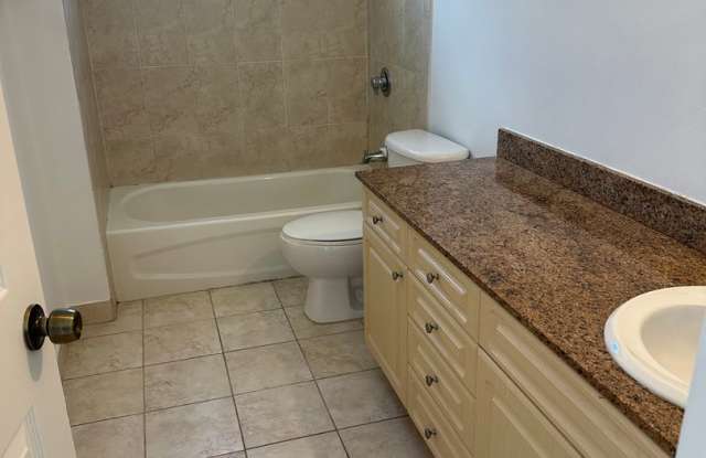 Large TH with 2 car garage