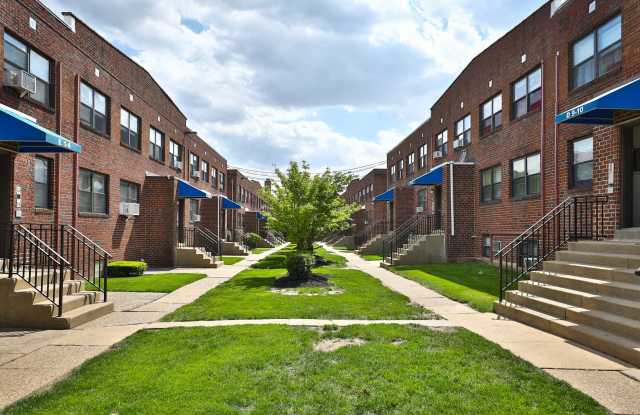 Photo of Revere Court