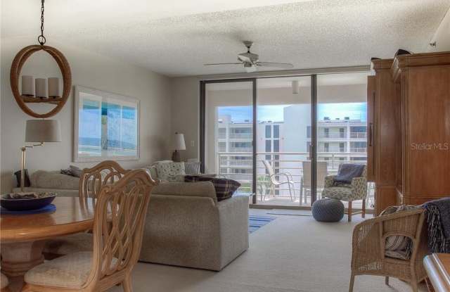 2109 GULF OF MEXICO DRIVE