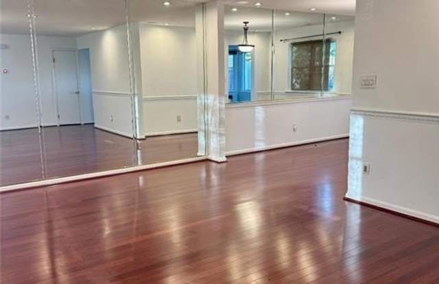 1036 Willow Glen Drive