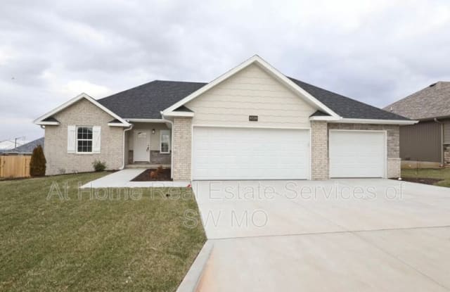 4526 Venice Ct - 4526 Venice Avenue, Ozark, MO 65721