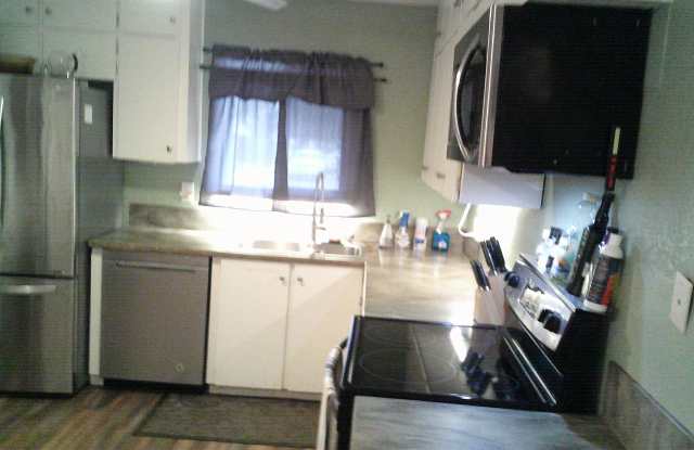 3307 Baywood Lane