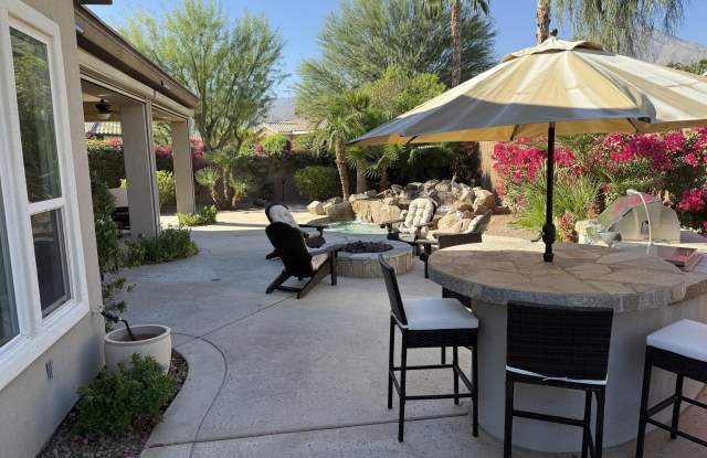 81450 Moonstone Court