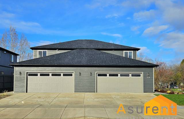 Newly Constructed 3 Bedroom, 2.5 bathroom SW Medford Home