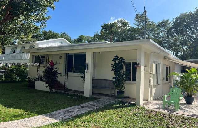 24 Pompano Ave