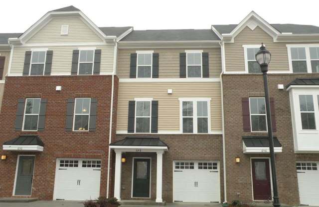 648 Berry Chase Way