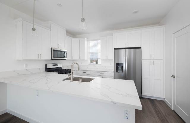 Photo of 341 East 30th Street