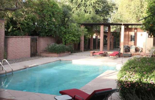 Photo of 3046 N 32ND Street unit: 333