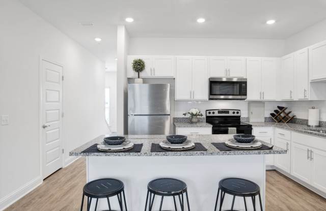 26979 Prt Washington Ln