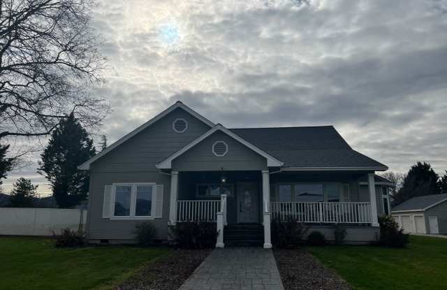 1626 Myers Lane