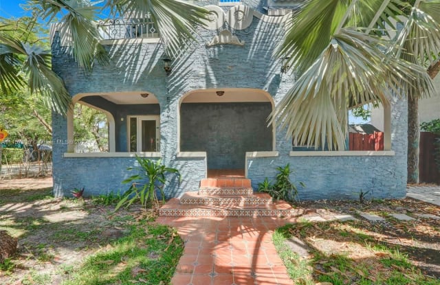 1537 SW 10th St - 1537 Southwest 10th Street, Miami, FL 33135