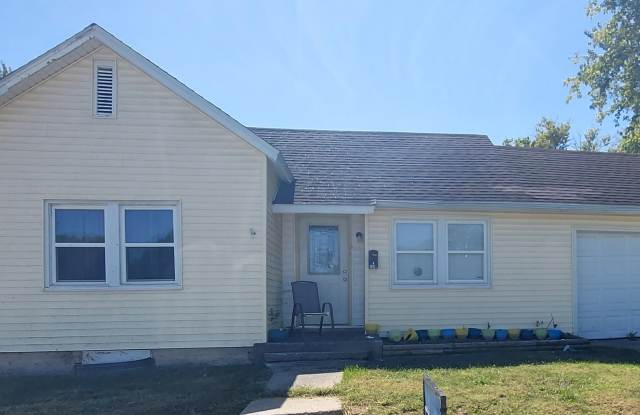 704 Breckenridge