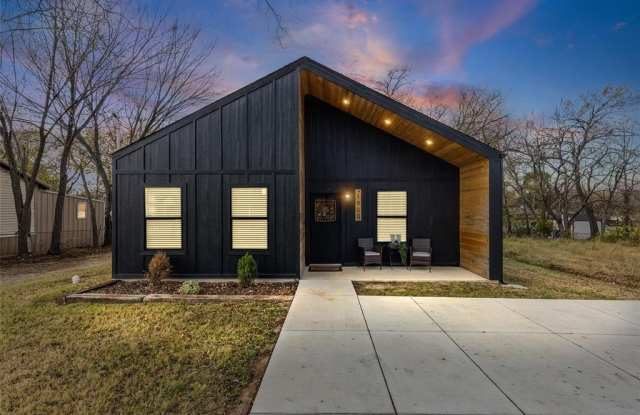 1900 Rosemary Street