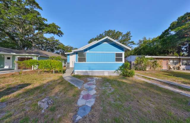 Remodeled 2 Bed 1 Bath Home Rental