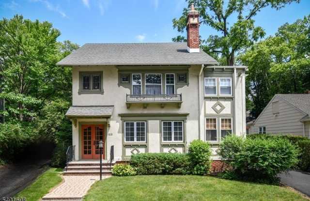 Photo of 123 Baker St