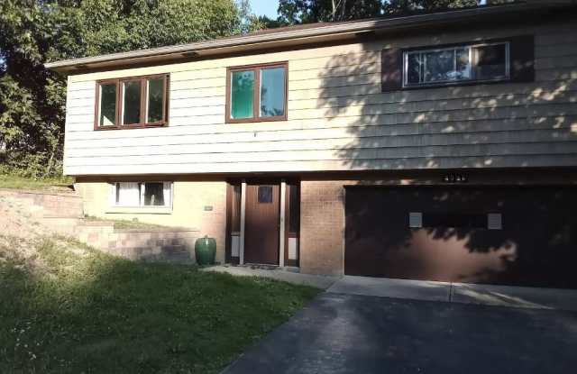 4056 Meadowbrook Boulevard