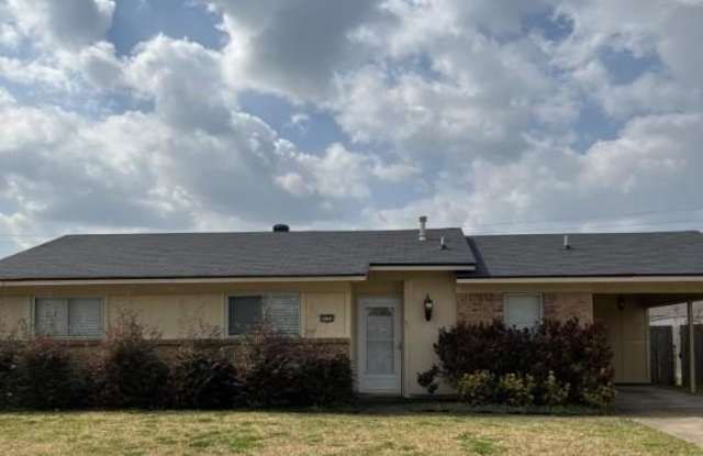 4708 Longstreet Place