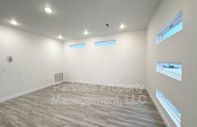 891 Boardwalk Avenue