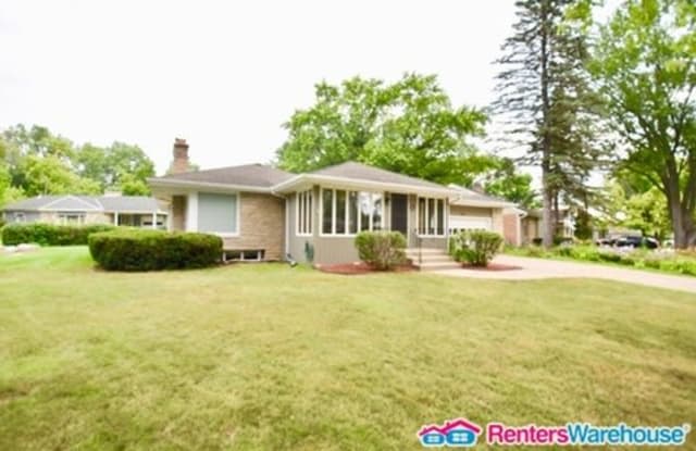 5100 Richmond Cir - 5100 Richmond Circle, Edina, MN 55436