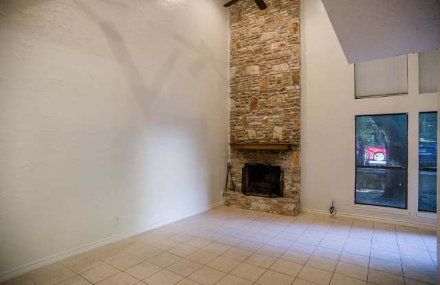 813 Old Ranch Road 12