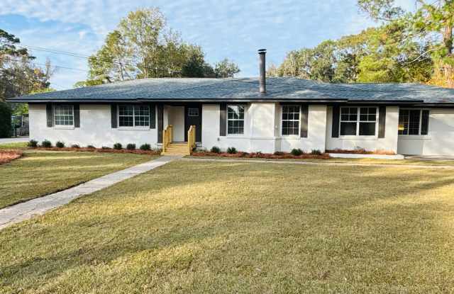 Photo of 9151 Old Mobile Rd