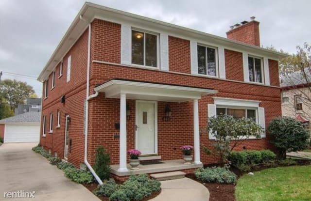 886 Harcourt - 886 Harcourt, Grosse Pointe Park, MI 48230