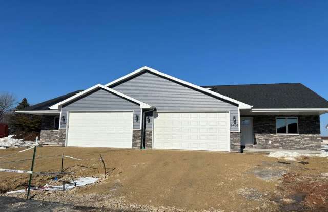 2402 Jacobsen Rd - 2402 Jacobsen Road, Winnebago County, WI 54956