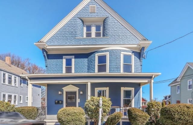 27 Emery St 2 - 27 Emery St, Medford, MA 02155