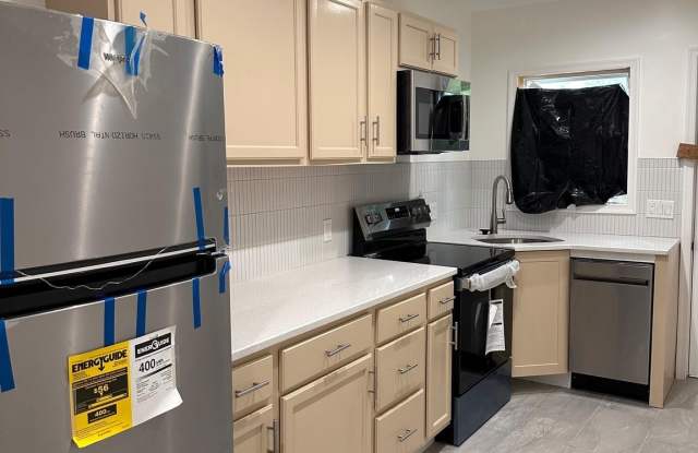 458 E FEDERAL Street