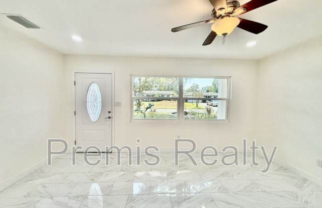 2014 Pinehurst Drive