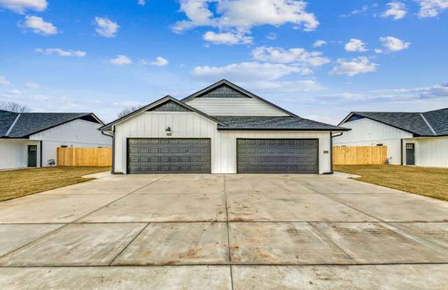 Duplex with 2 Car Garage - Pets Welcome - 3414 West 45th Street South, Wichita, KS 67217