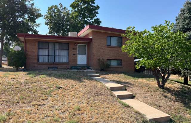 Photo of Amazing price amazing location 3+ bedroom house available 9/26